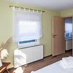 別荘 In Alt-schadow Mit Grill Und Terrasse By Interhome *